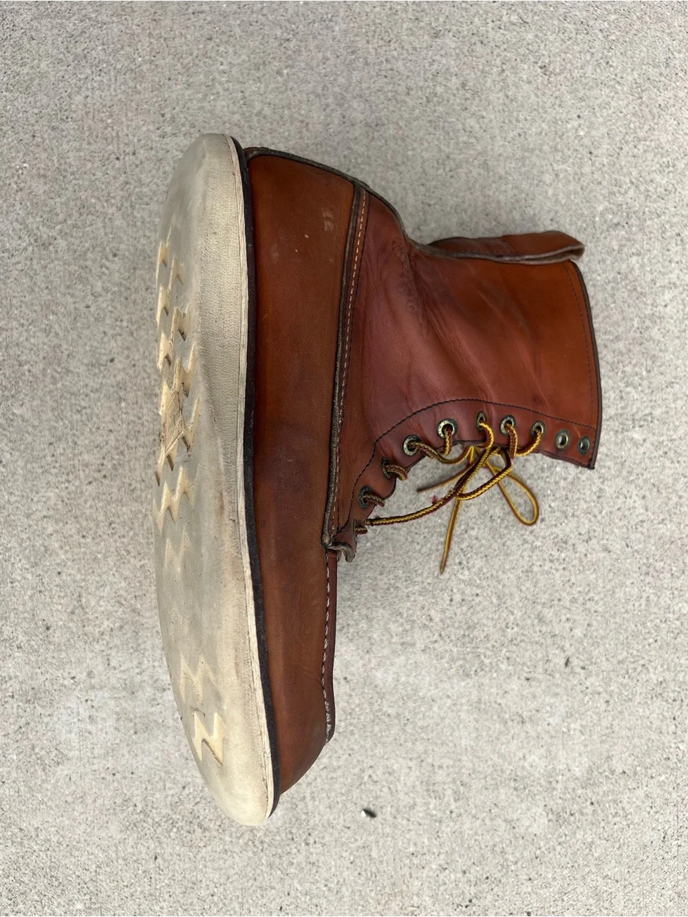 Men’s Redwing 10877 Boots